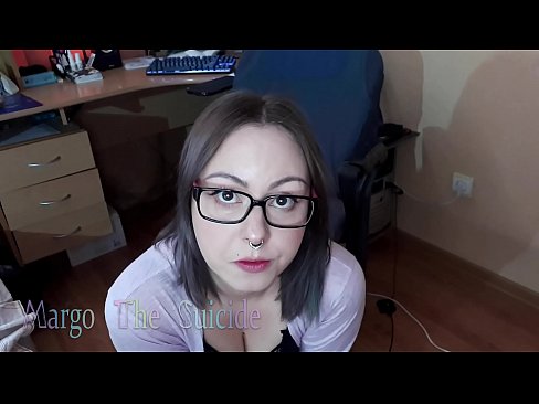 ❤️ Moza sexy con lentes chupa un consolador profundamente ante a cámara ️ Porno a nós gl.fitorganic.top